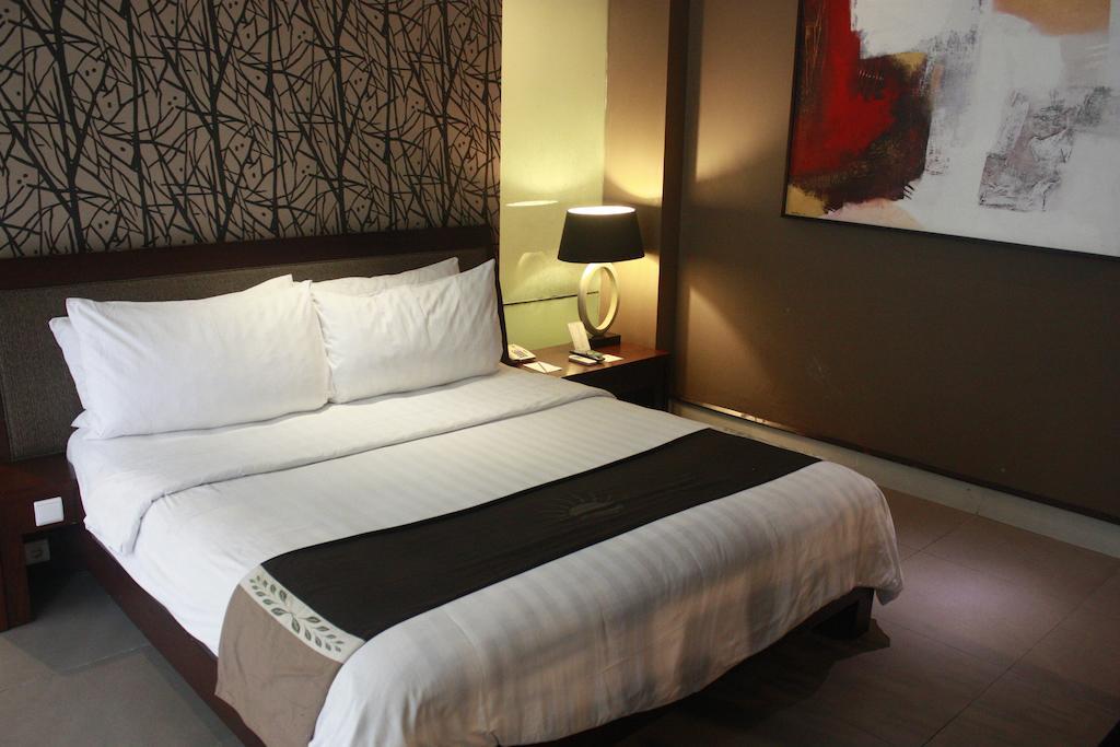 100 Sunset Boutique Hotel Кута Екстериор снимка