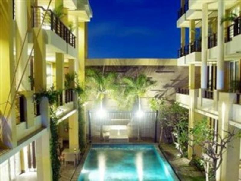 100 Sunset Boutique Hotel Кута Екстериор снимка