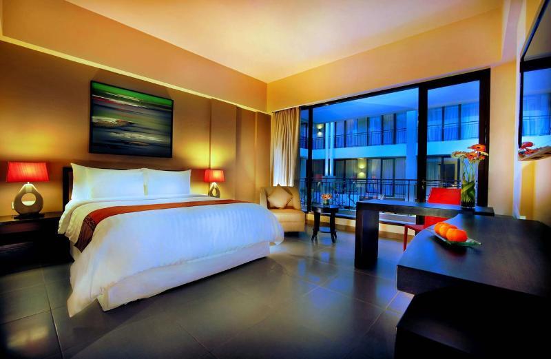 100 Sunset Boutique Hotel Кута Екстериор снимка