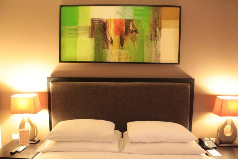 100 Sunset Boutique Hotel Кута Екстериор снимка