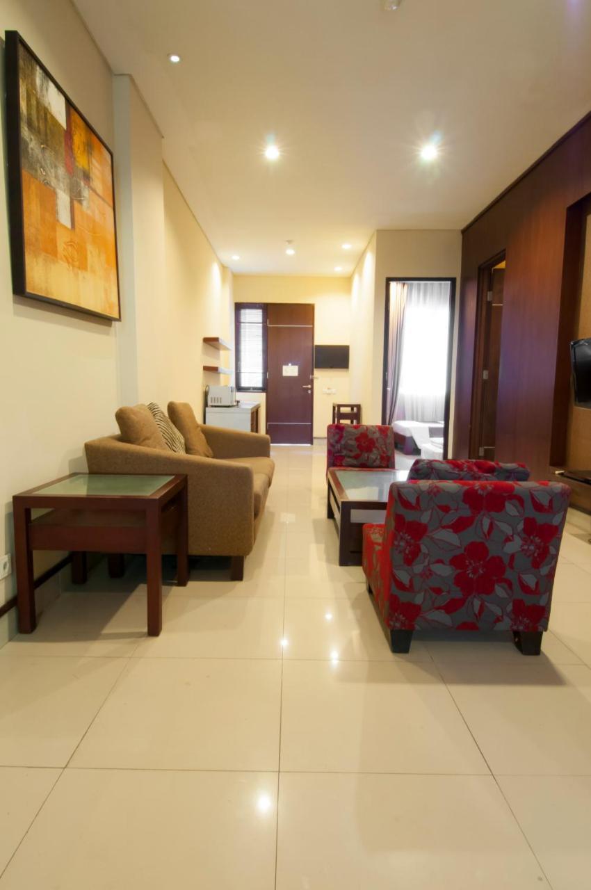 100 Sunset Boutique Hotel Кута Екстериор снимка